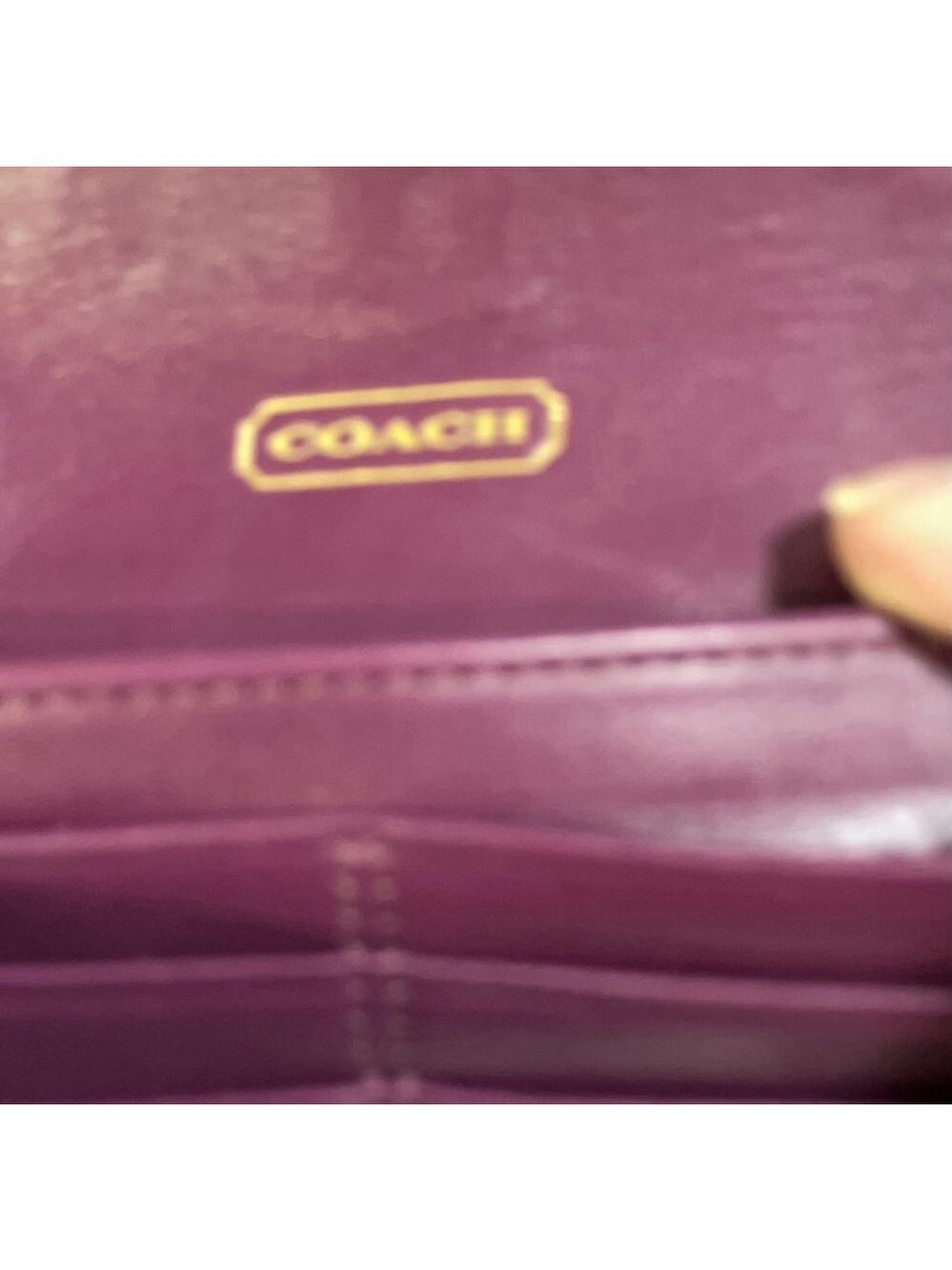 Coach Patent Leather Wristlet Wallet Plum Turnlock - Picture 4 of 9